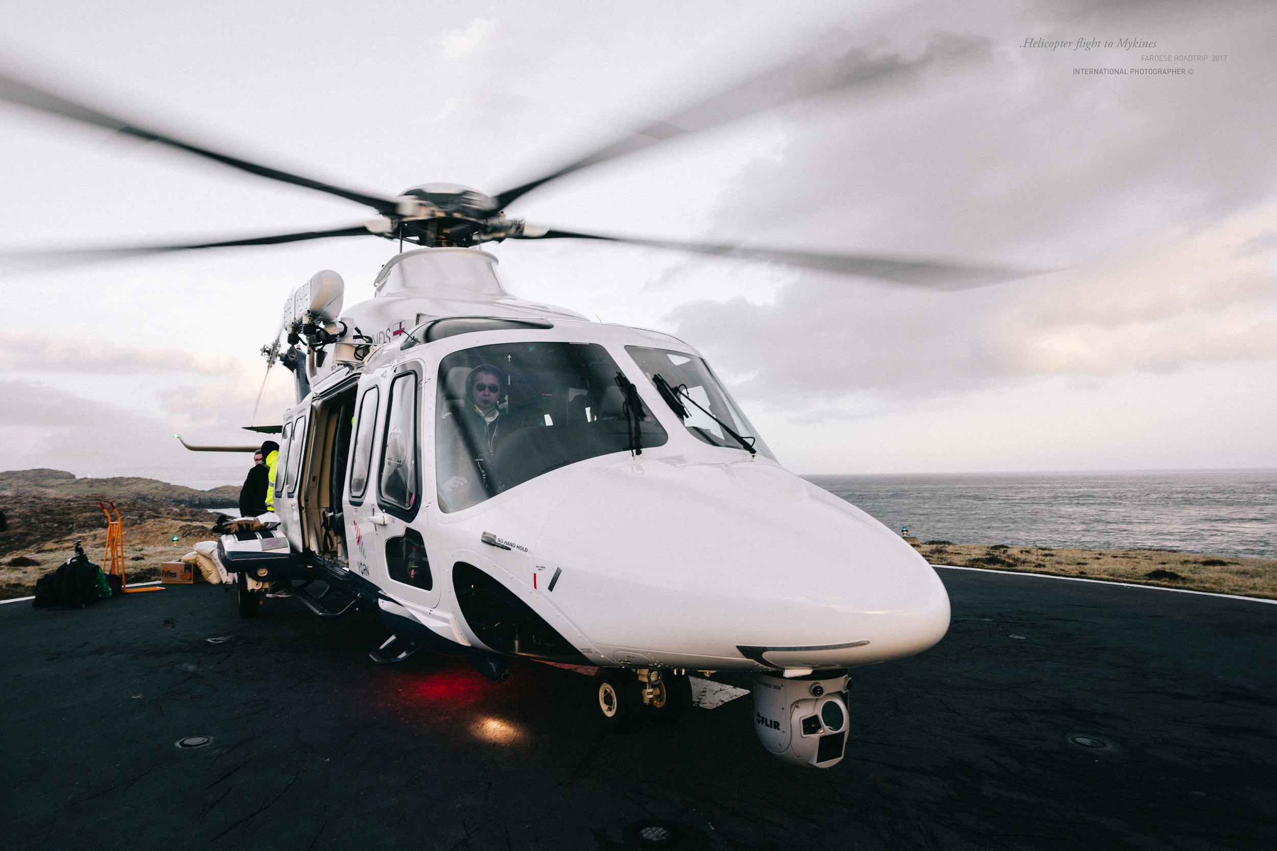 2017 FAROE ISLANDS HELICOPTER MYKINES 1
