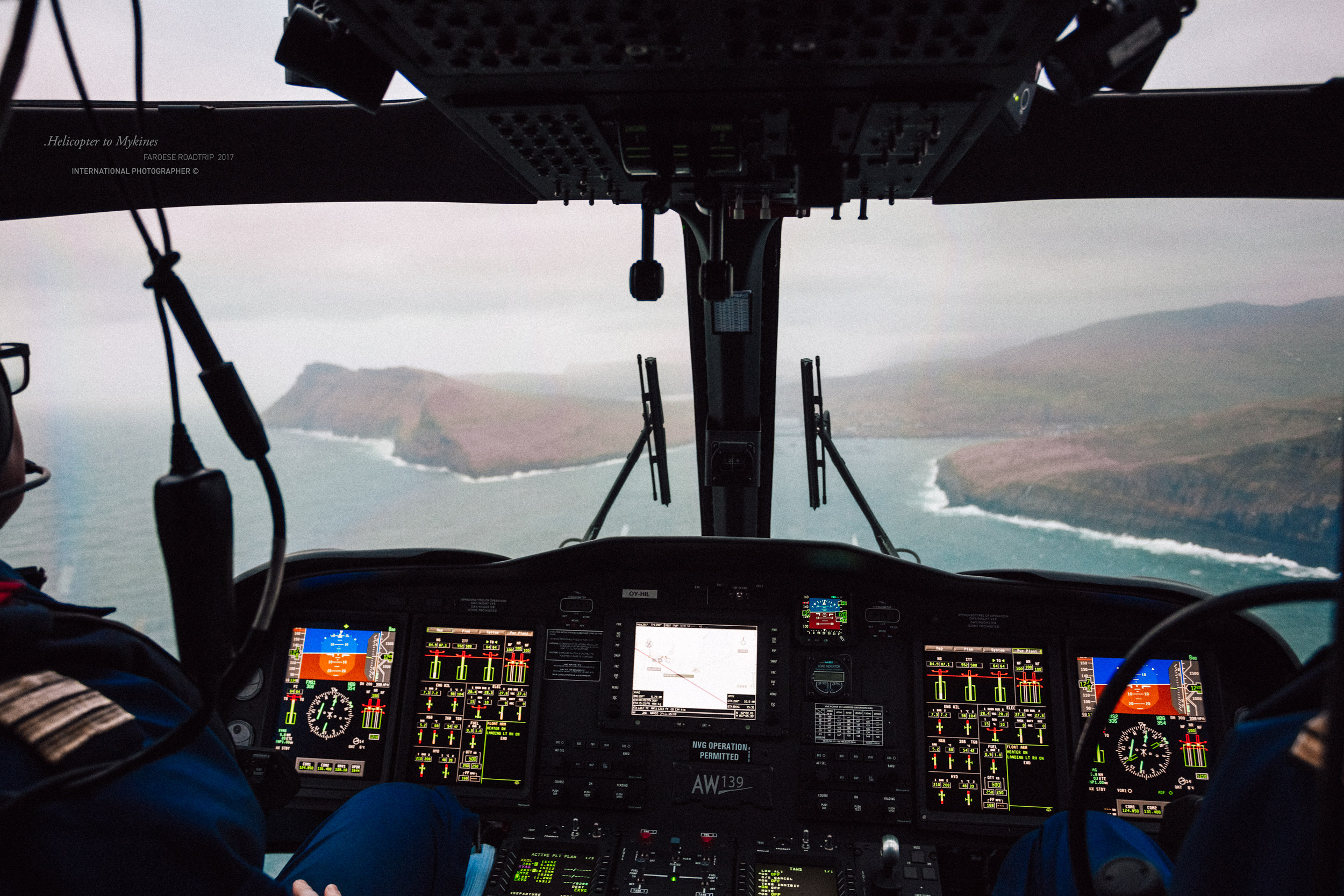 2017 FAROE ISLANDS HELICOPTER MYKINES 5