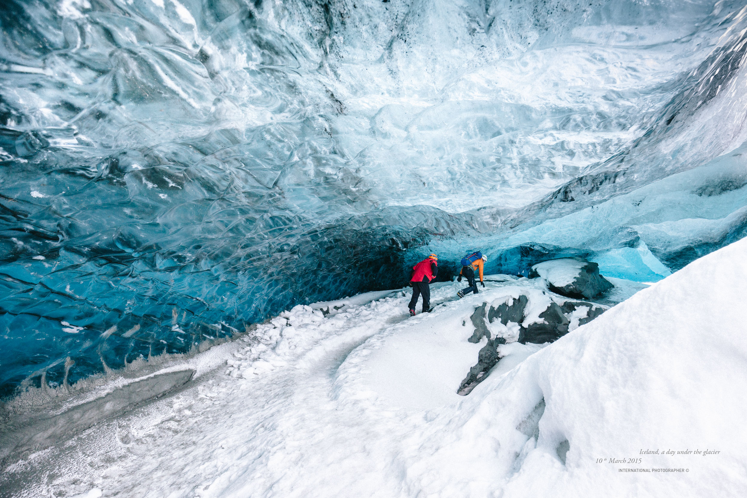 2015 3 ICELAND VATNAJOKULL ICE CAVE TOUR